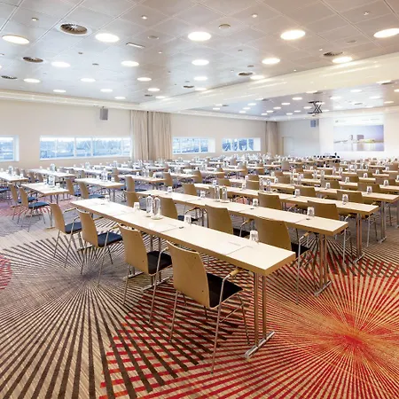 Moevenpick Hotel Amsterdam City Centre 